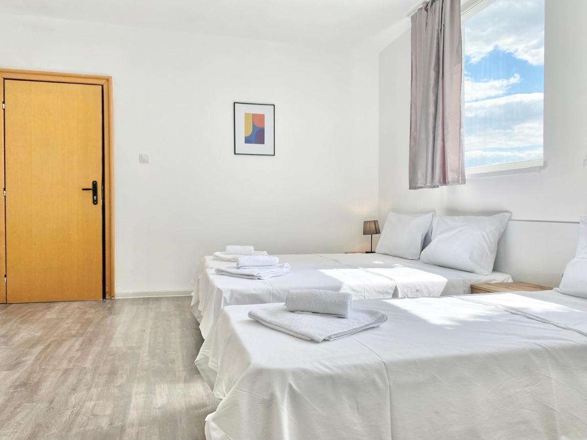 Hello Studios Budget Stays Free Parking & Wifi Stara Zagora Buitenkant foto