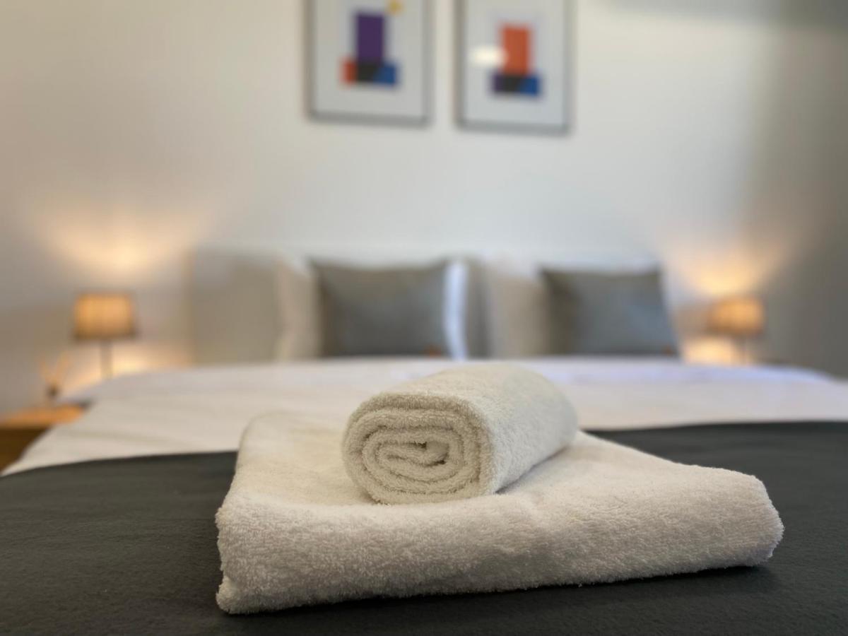 Hello Studios Budget Stays Free Parking & Wifi Stara Zagora Buitenkant foto