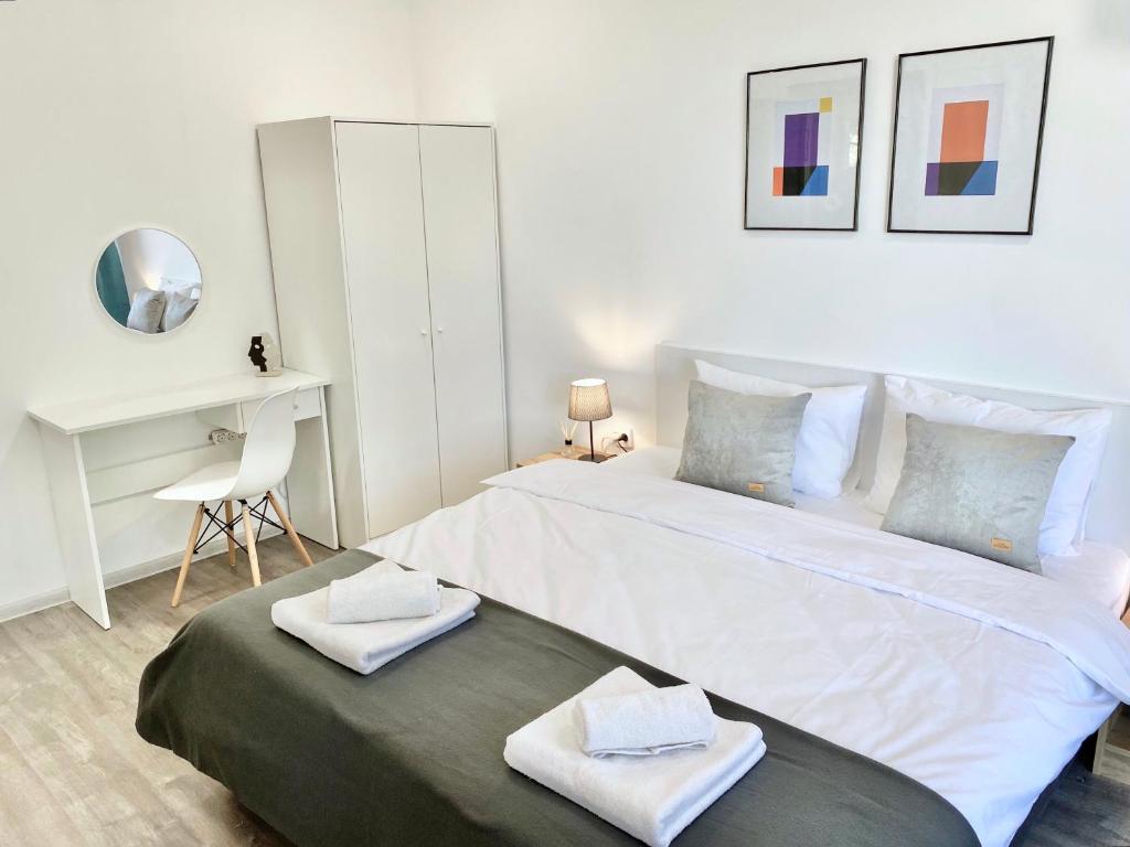 Hello Studios Budget Stays Free Parking & Wifi Stara Zagora Buitenkant foto