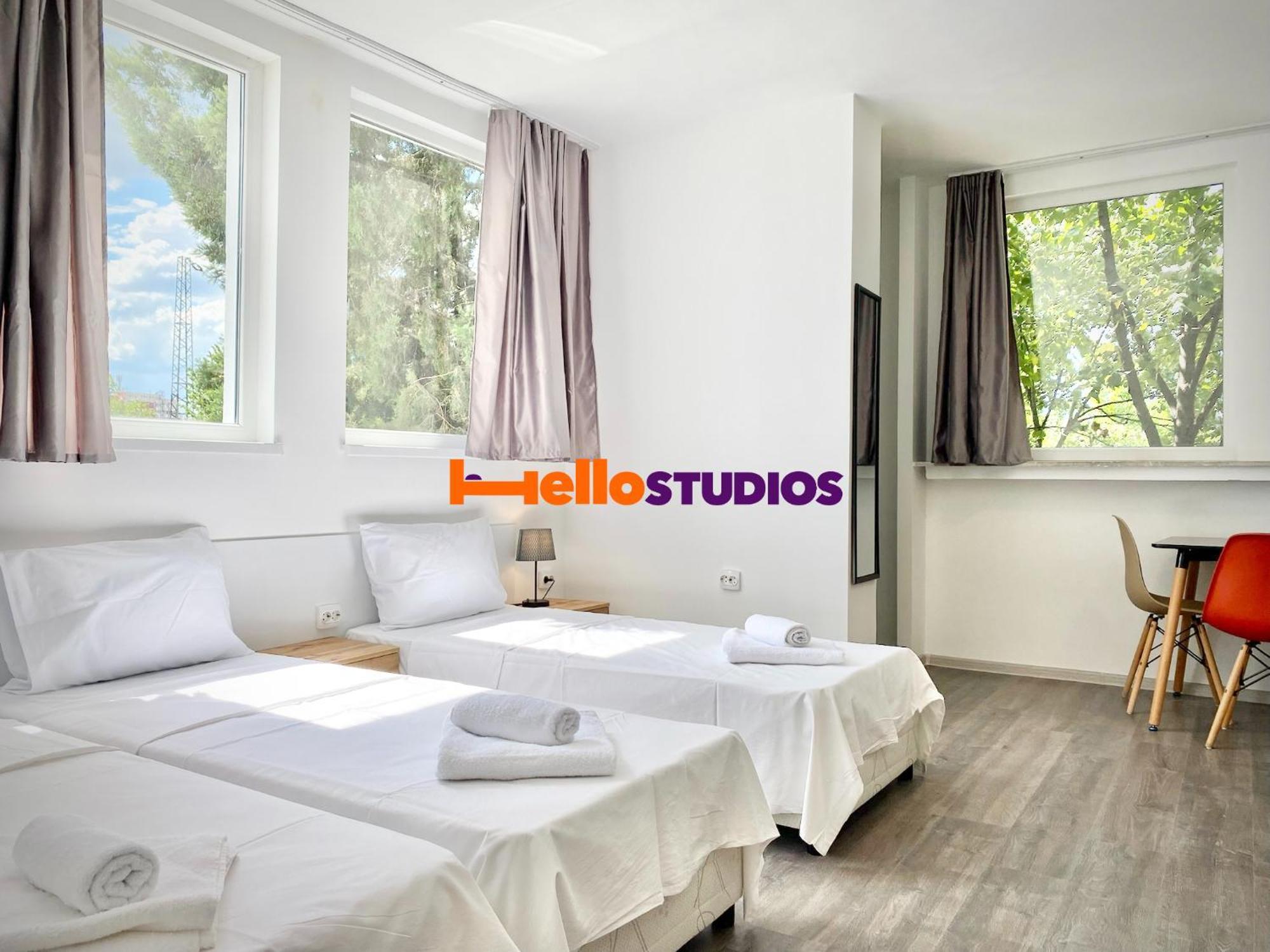 Hello Studios Budget Stays Free Parking & Wifi Stara Zagora Buitenkant foto