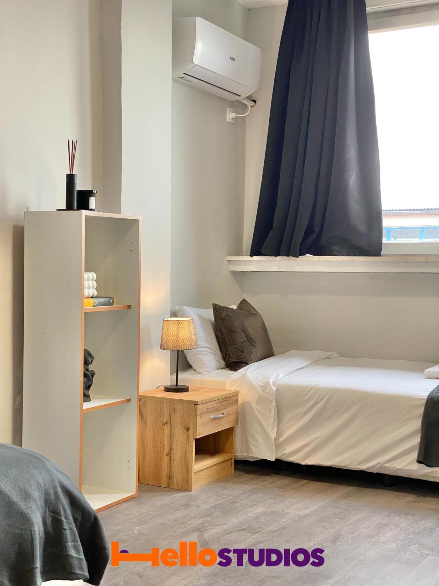 Hello Studios Budget Stays Free Parking & Wifi Stara Zagora Buitenkant foto
